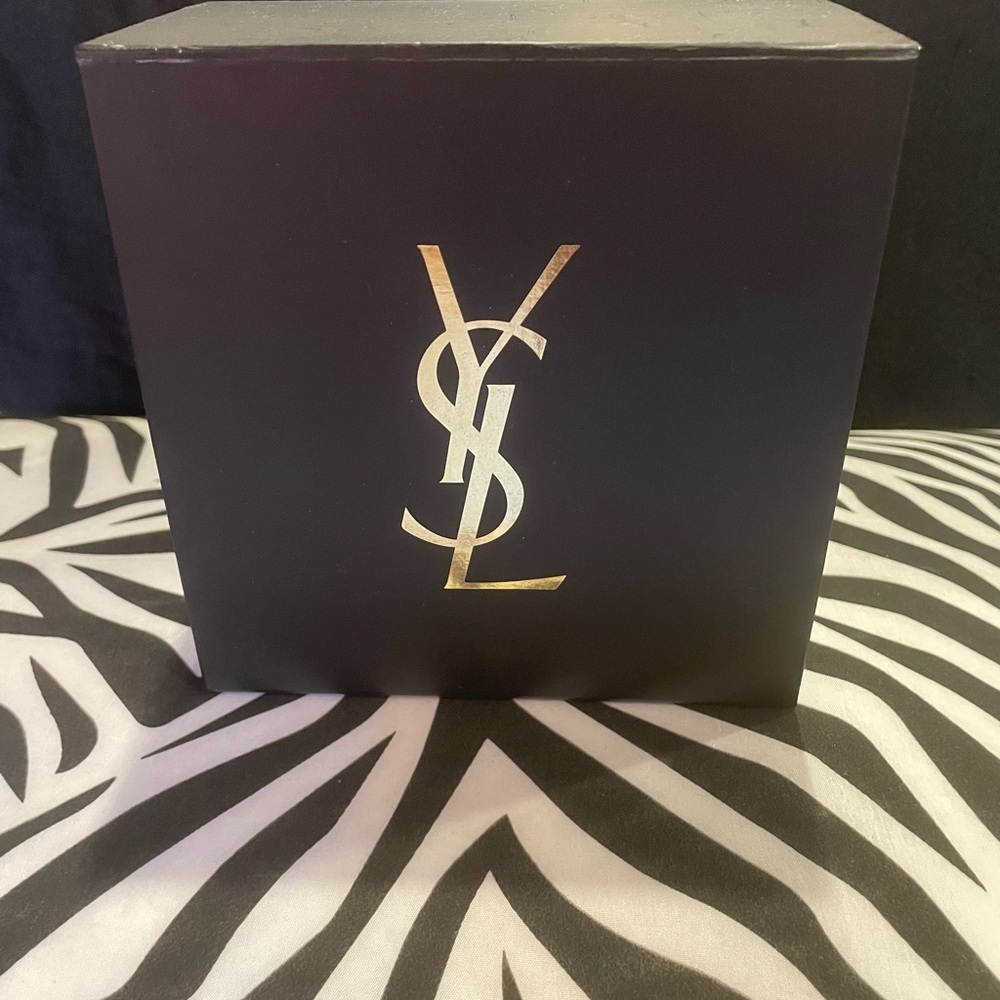Yves Saint Laurent Black and Gold Box - Picture 2 of 5
